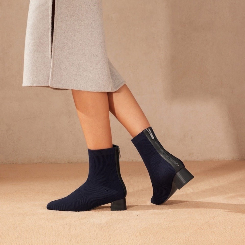 VIVAIA Navy Blue Ribbed  Booties Block Heel Back‎ Zip Ankle Boots EU/38 US/7-7.5
